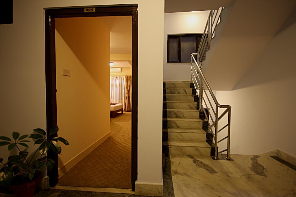 ธาเมล แกรนด์ โฮเต็ล Hotel กาฐมาณฑุ ภายนอก รูปภาพ