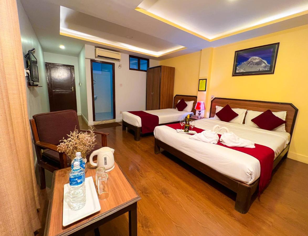 ธาเมล แกรนด์ โฮเต็ล Hotel กาฐมาณฑุ ภายนอก รูปภาพ