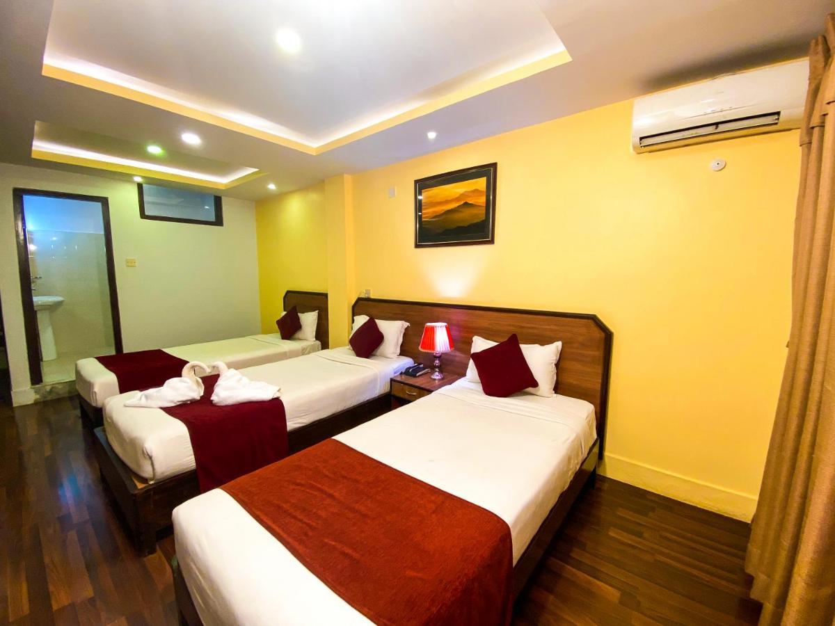 ธาเมล แกรนด์ โฮเต็ล Hotel กาฐมาณฑุ ภายนอก รูปภาพ